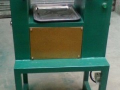 供应优质4寸炼胶机及配套资料与操作规程