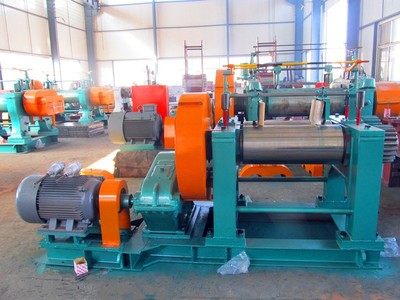 佳汇源机械XKJ-480混炼机与青岛精炼剂 高效协同的混炼解决方案